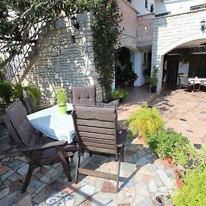 Guest House Licul